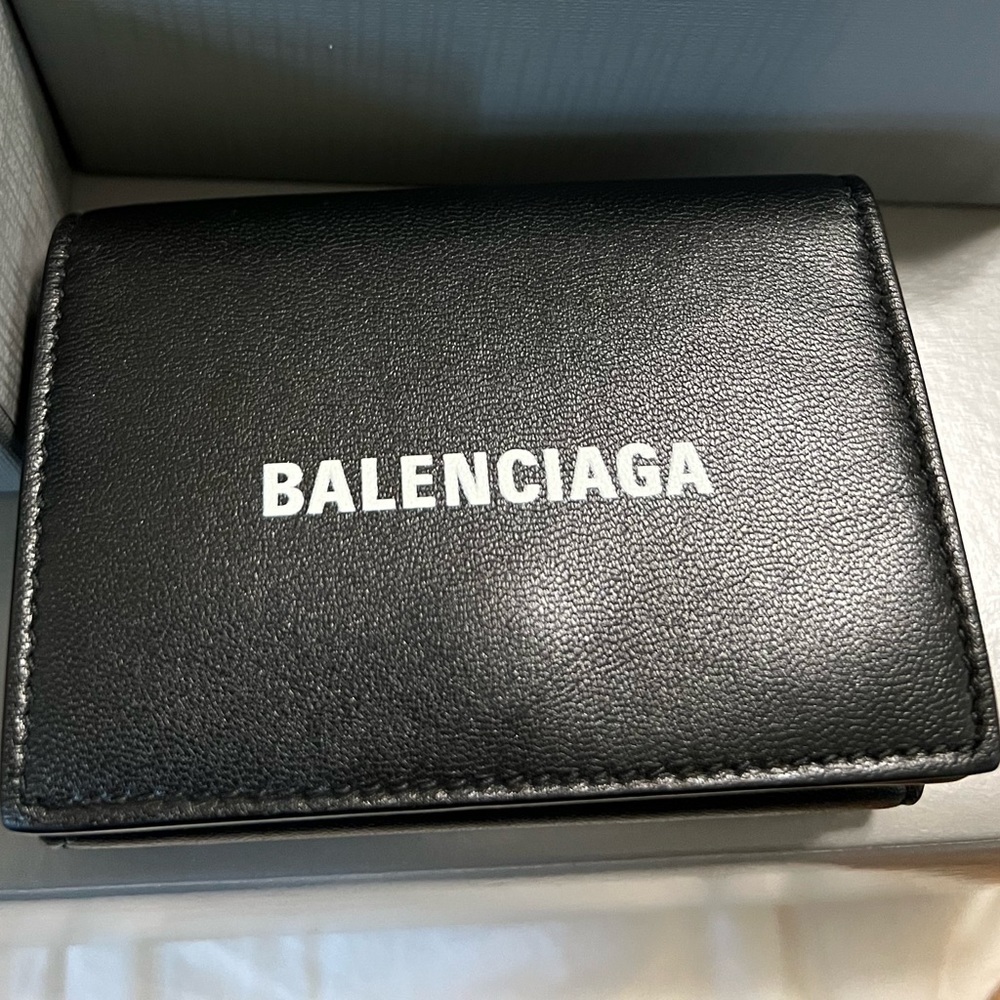 COPY - BALENCIAGA WALLET